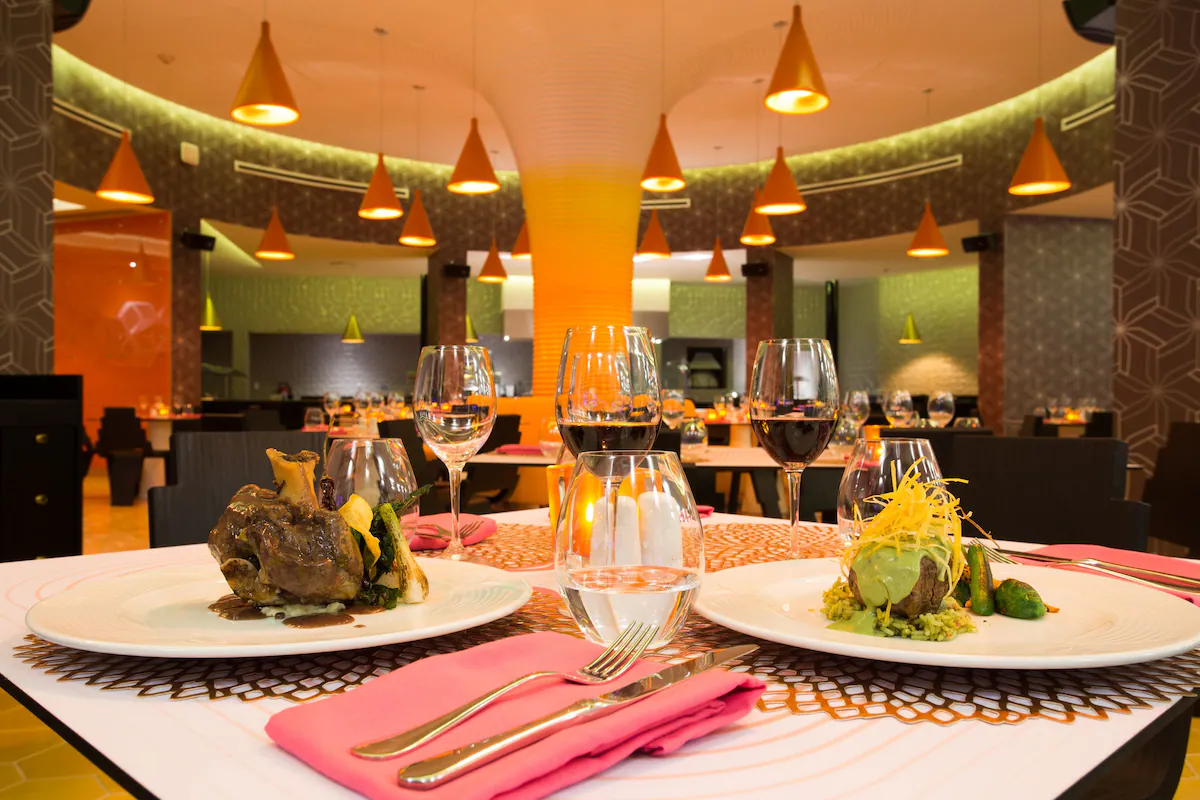 Temptation Cancun Resort All Inclusive - Adults Only / 4 días / 2 adultos / del 11 -14 de Agost / FIT-BO