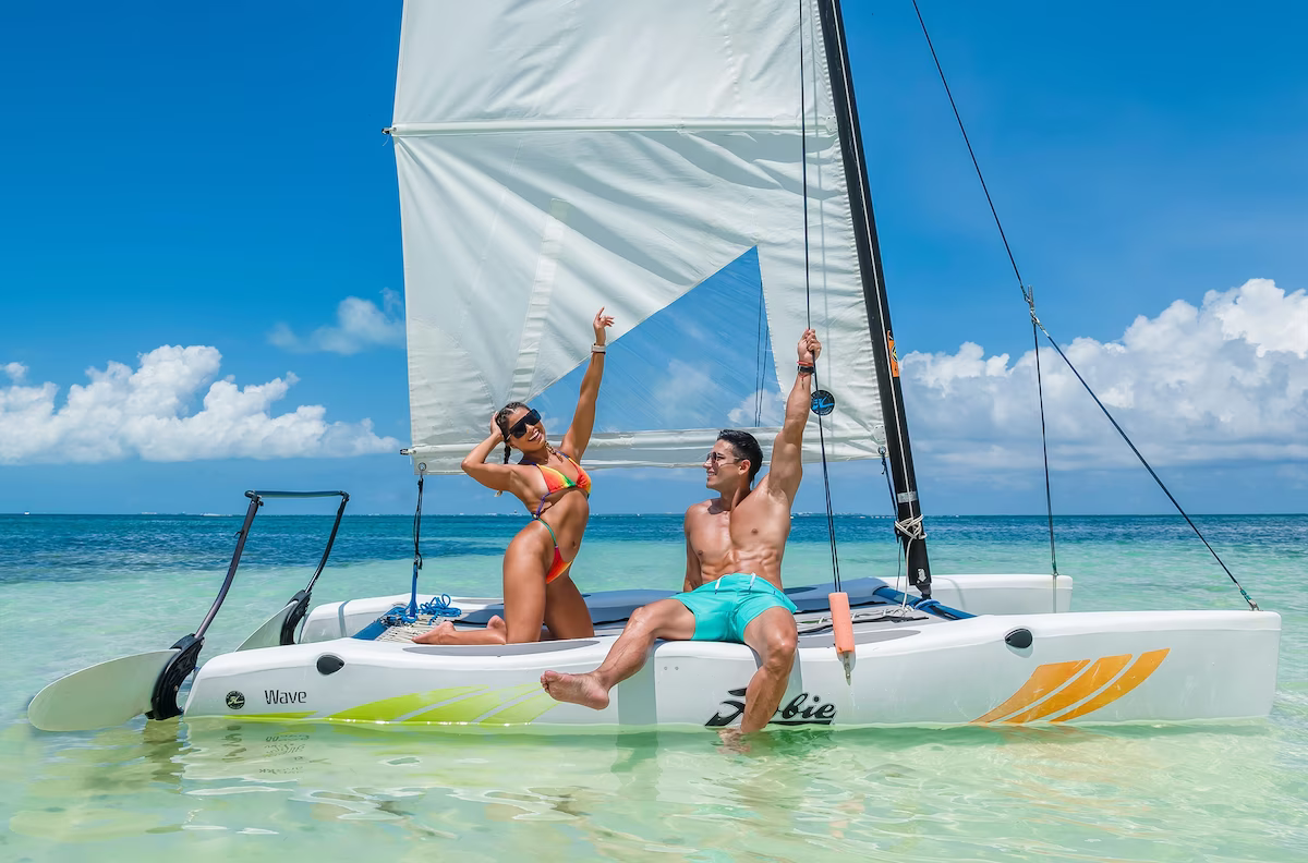 Temptation Cancun Resort All Inclusive - Adults Only / 4 días / 2 adultos / del 11 -14 de Agost / FIT-BO