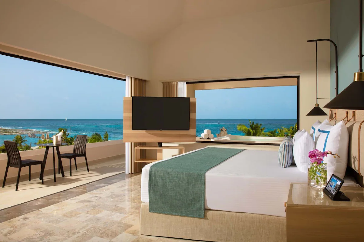 Dreams Aventuras Riviera Maya All Inclusive / 3 días / 2 adultos / del 12-14 de Dic / menores gratis / BLO-HO