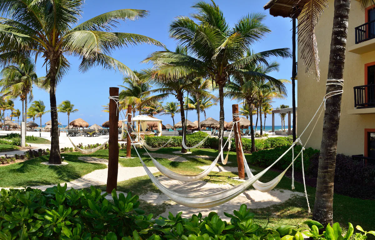 Catalonia Yucatan Beach All Inclusive / 3 días / 2 adultos / del 25-27 de Jul / menores gratis / FIT-RV
