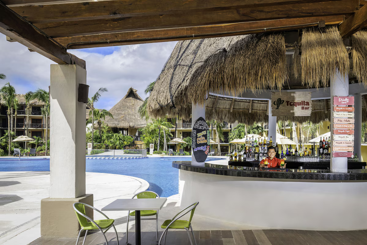 Catalonia Yucatan Beach All Inclusive / 3 días / 2 adultos / del 25-27 de Jul / menores gratis / FIT-RV