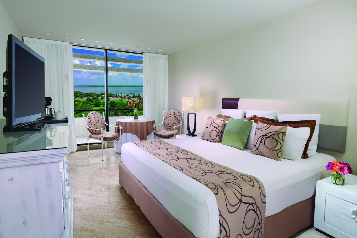 Grand Oasis Cancun / 5 días / 2 adultos / del 24-28 de Jul / menores gratis /BLO-HO