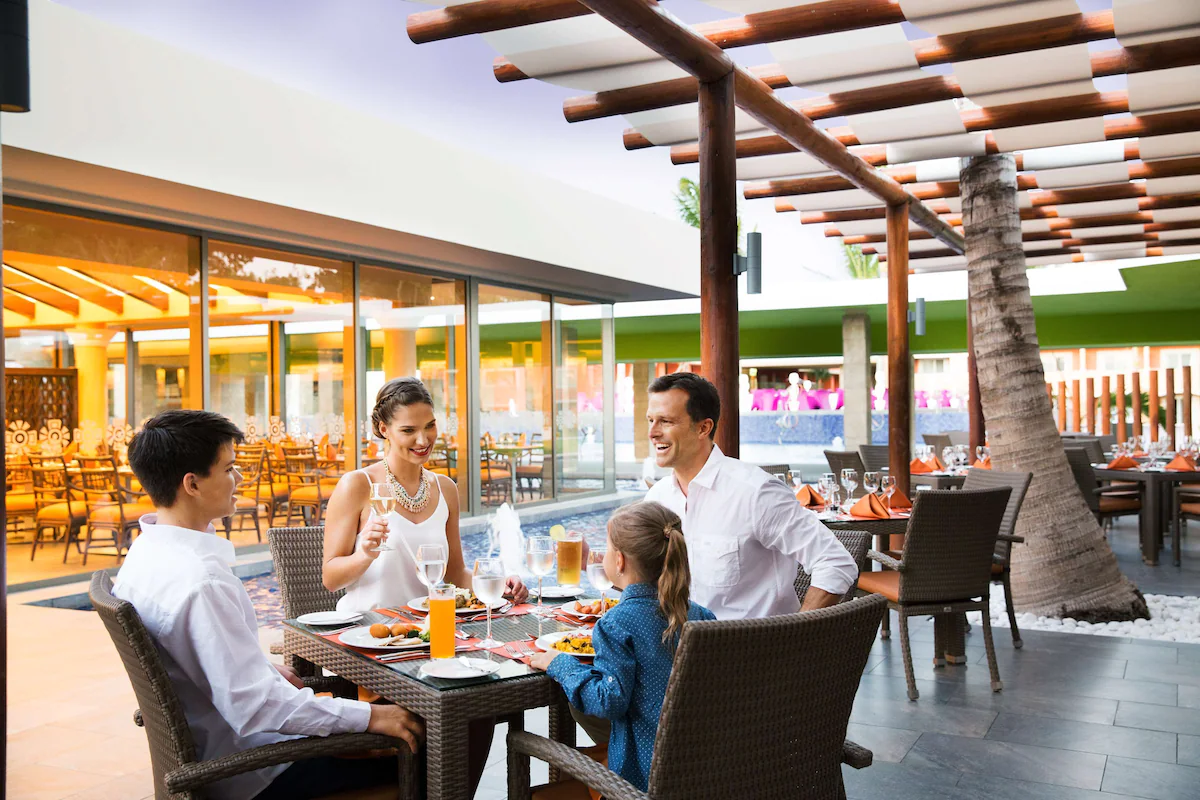 Barcelo Maya Grand Riviera Maya / 3 días / 2 adultos / del 12-14 de Dic / BLO-HO
