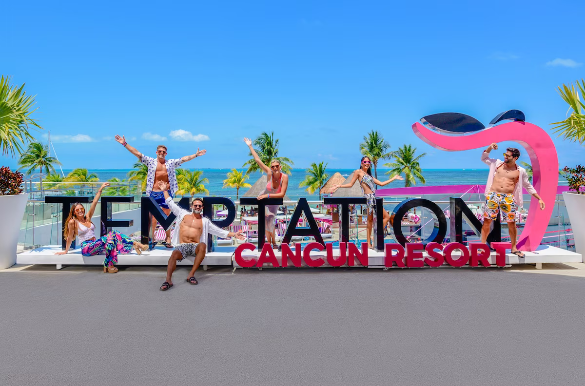 Temptation Cancun Resort All Inclusive - Adults Only / 4 días / 2 adultos / del 11 -14 de Agost / FIT-BO
