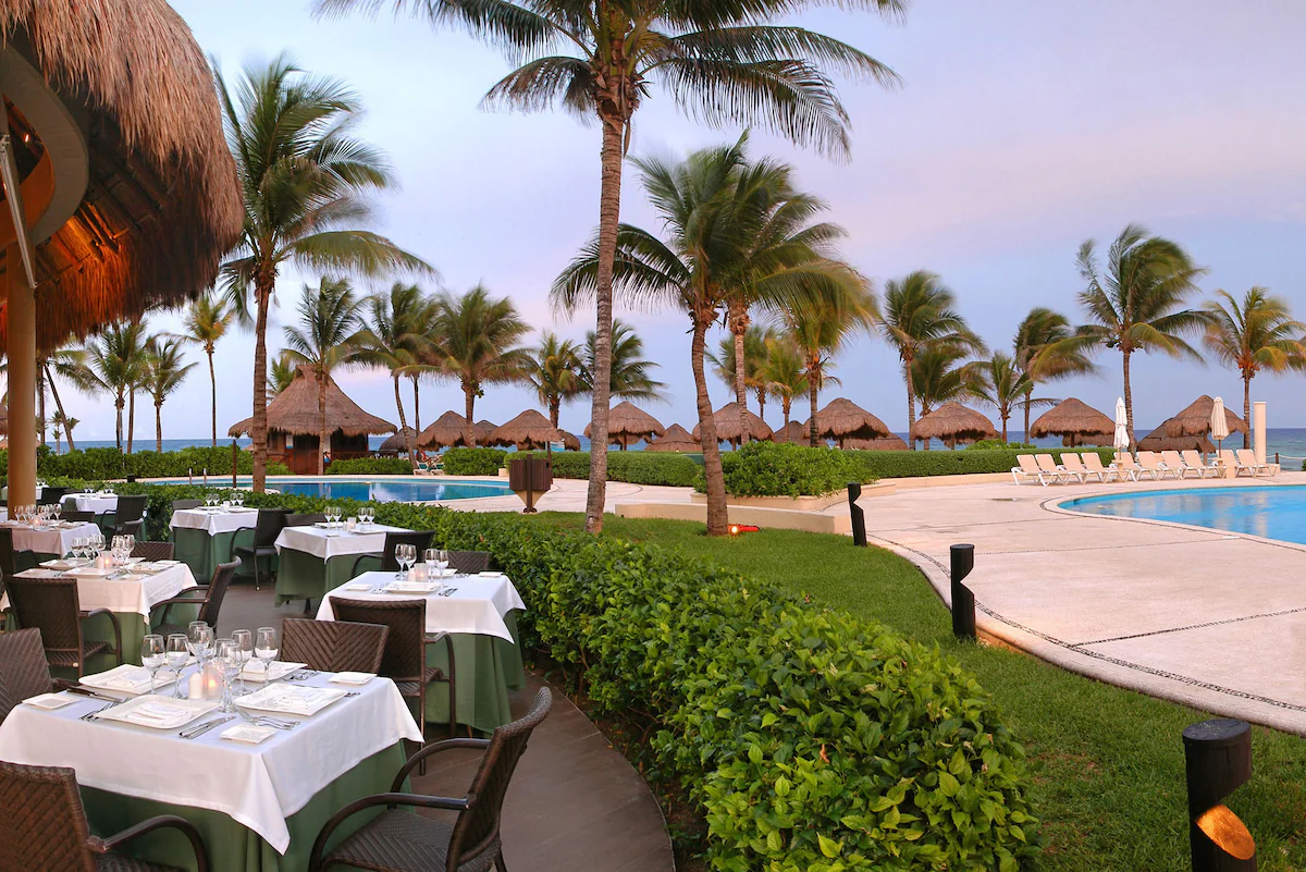Catalonia Yucatan Beach All Inclusive / 3 días / 2 adultos / del 25-27 de Jul / menores gratis / FIT-RV