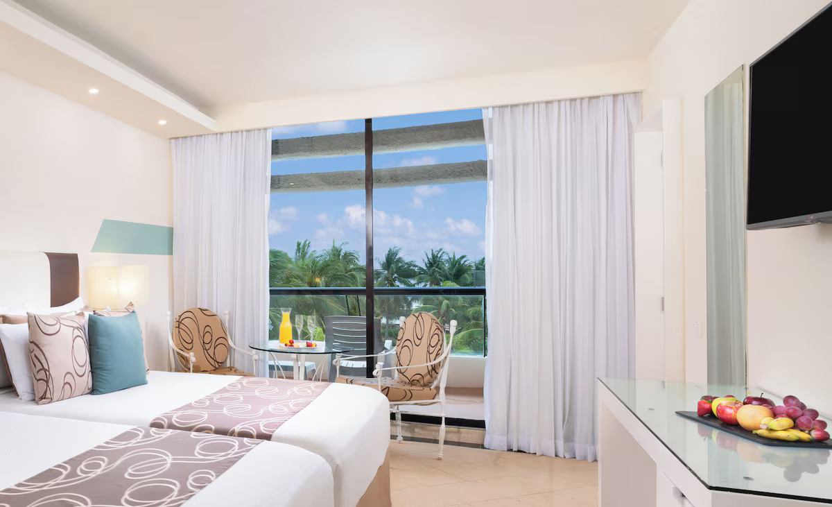 Grand Oasis Cancun / 5 días / 2 adultos / del 24-28 de Jul / menores gratis /BLO-HO