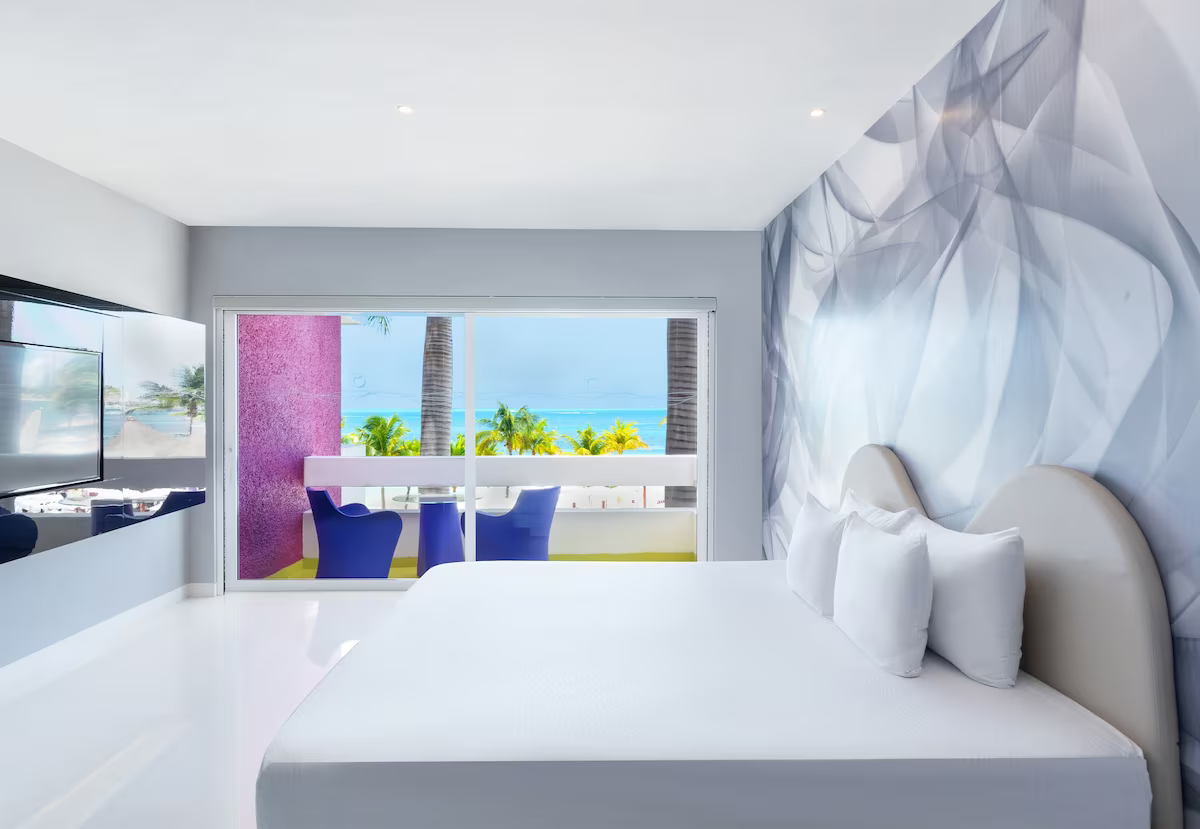 Temptation Cancun Resort All Inclusive - Adults Only / 4 días / 2 adultos / del 11 -14 de Agost / FIT-BO