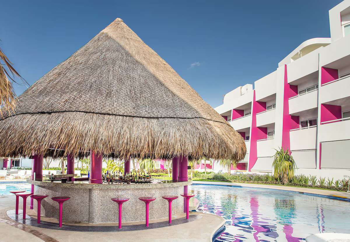 Temptation Cancun Resort All Inclusive - Adults Only / 4 días / 2 adultos / del 11 -14 de Agost / FIT-BO