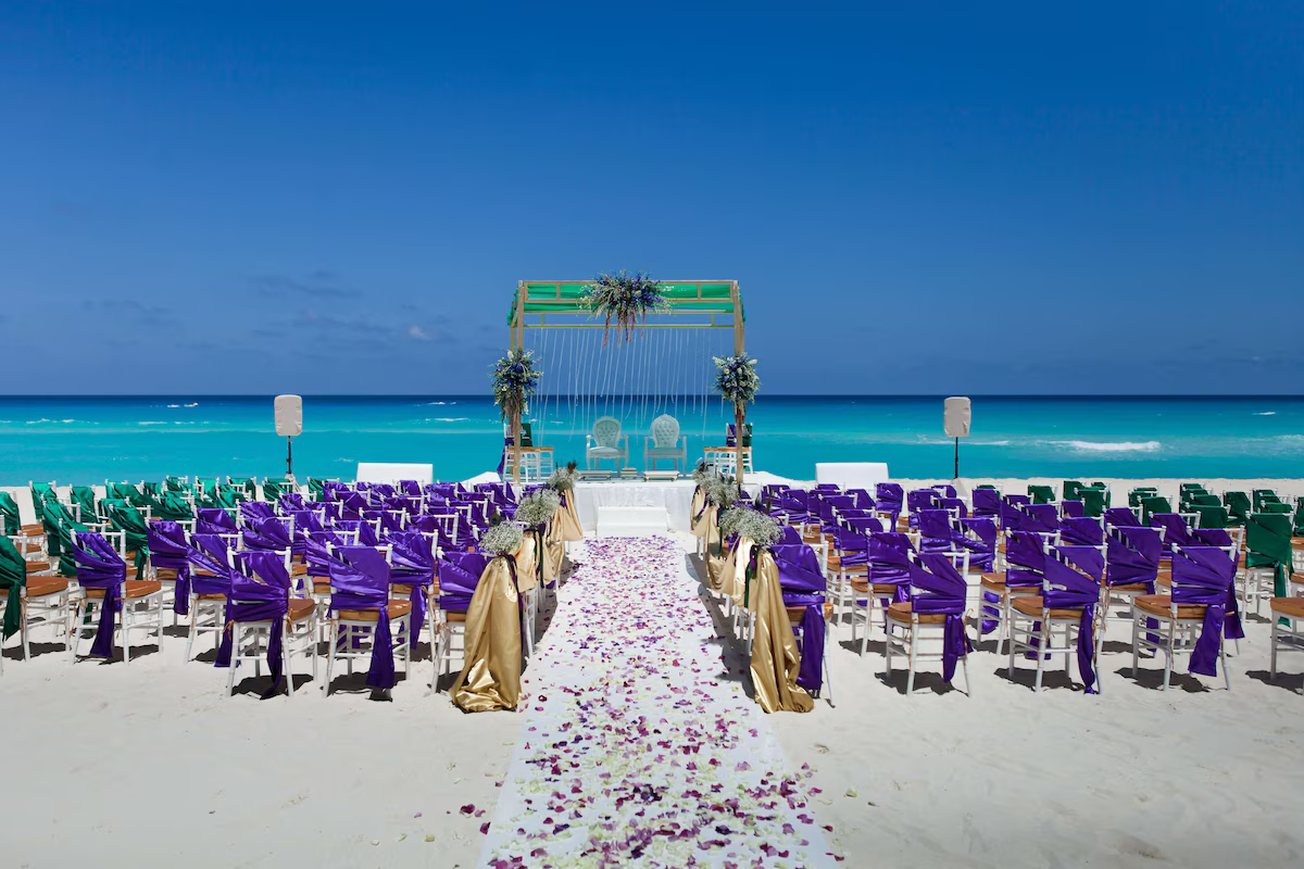 Grand Oasis Cancun / 5 días / 2 adultos / del 24-28 de Jul / menores gratis /BLO-HO