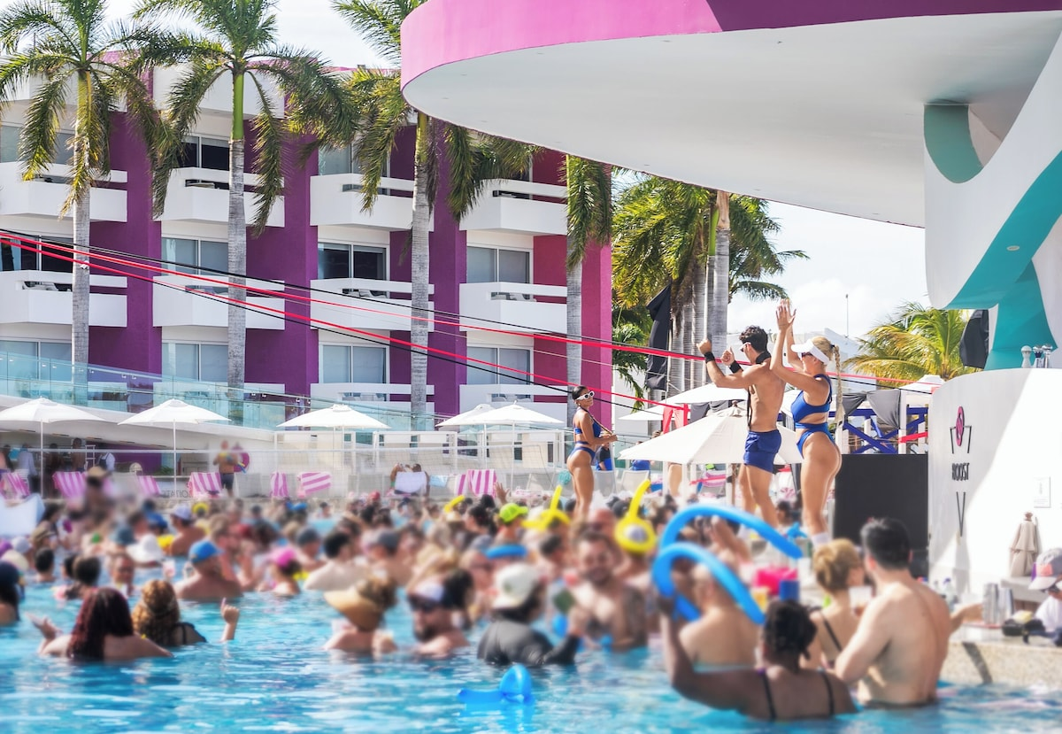 Temptation Cancun Resort All Inclusive - Adults Only / 4 días / 2 adultos / del 11 -14 de Agost / FIT-BO