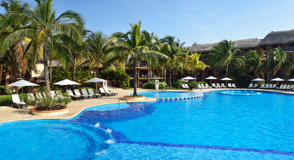 Catalonia Yucatan Beach All Inclusive / 3 días / 2 adultos / del 25-27 de Jul / menores gratis / FIT-RV