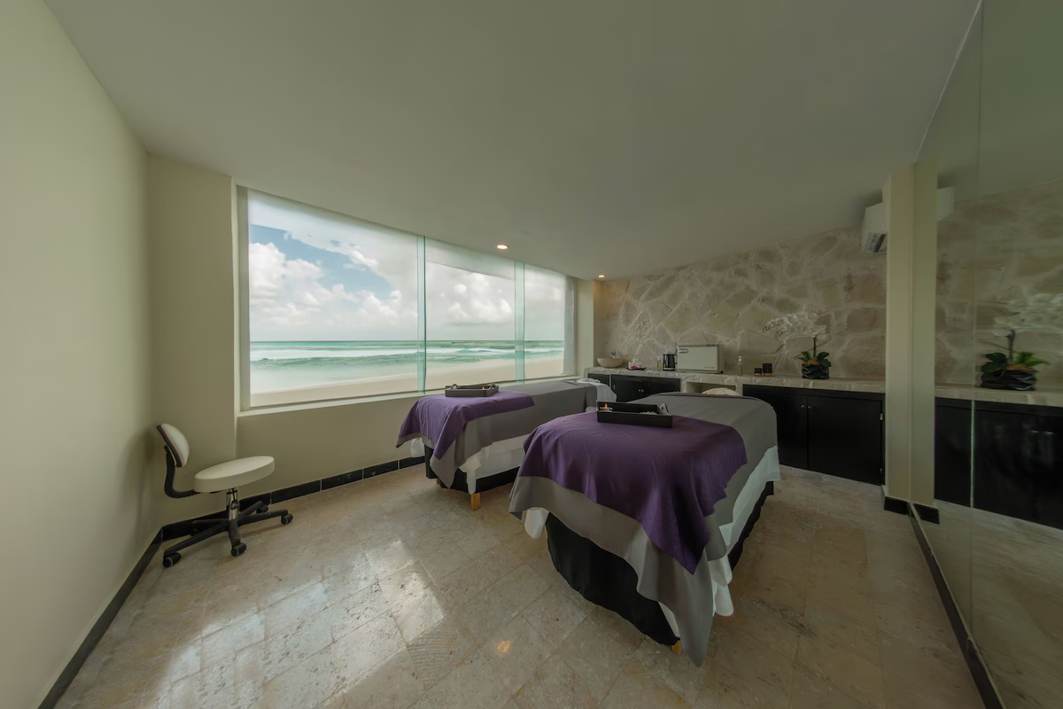 Grand Oasis Cancun / 5 días / 2 adultos / del 24-28 de Jul / menores gratis /BLO-HO