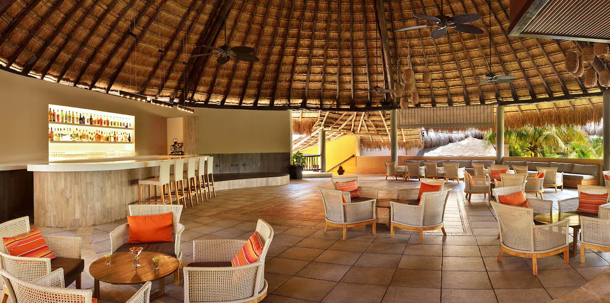 Catalonia Yucatan Beach All Inclusive / 3 días / 2 adultos / del 25-27 de Jul / menores gratis / FIT-RV