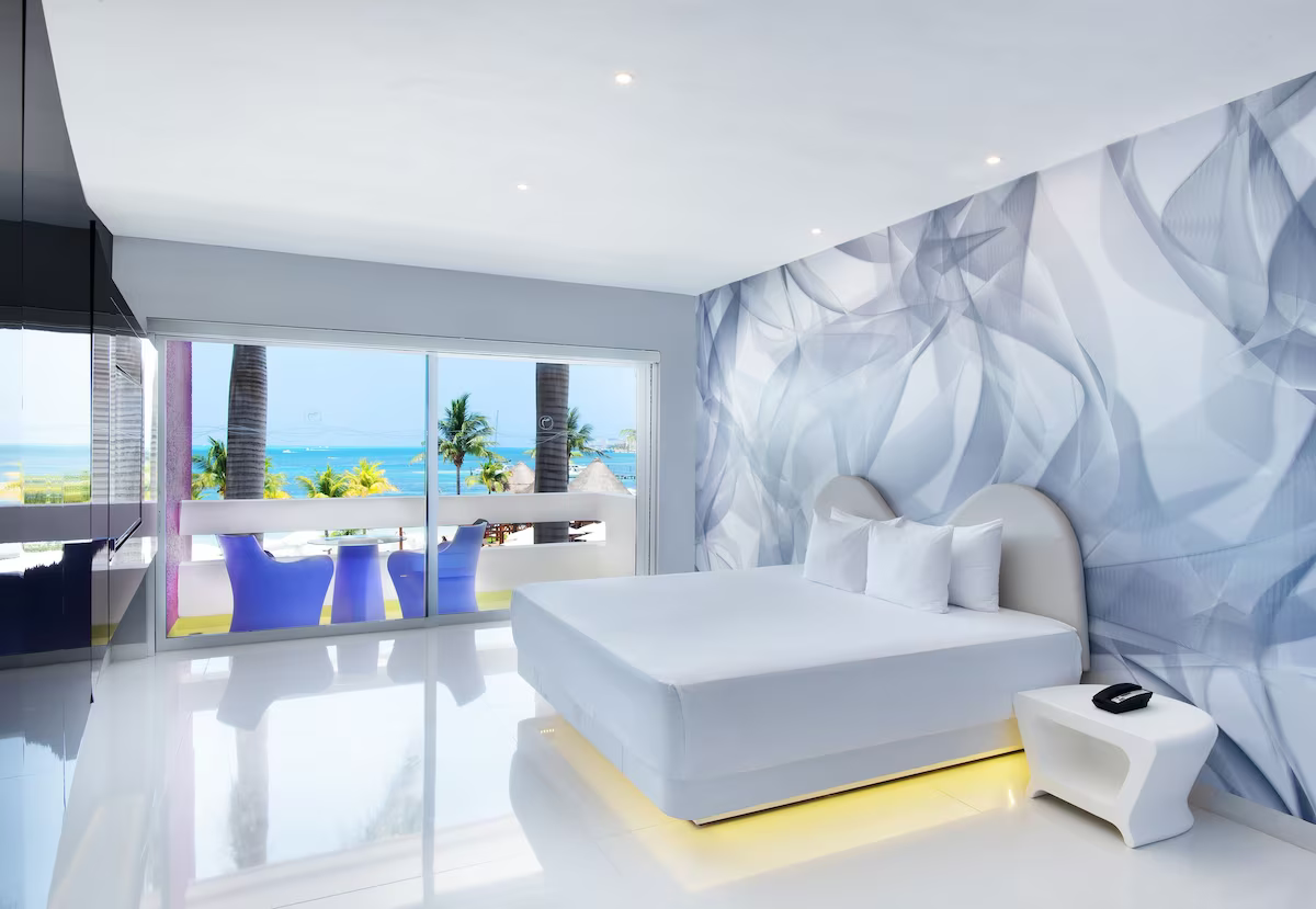 Temptation Cancun Resort All Inclusive - Adults Only / 4 días / 2 adultos / del 11 -14 de Agost / FIT-BO