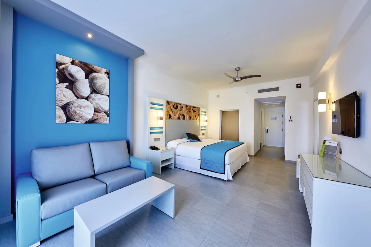 Riu Dunamar Cancun / 4 días / 2 adultos / del 4-7 de Ago / BLO-HO