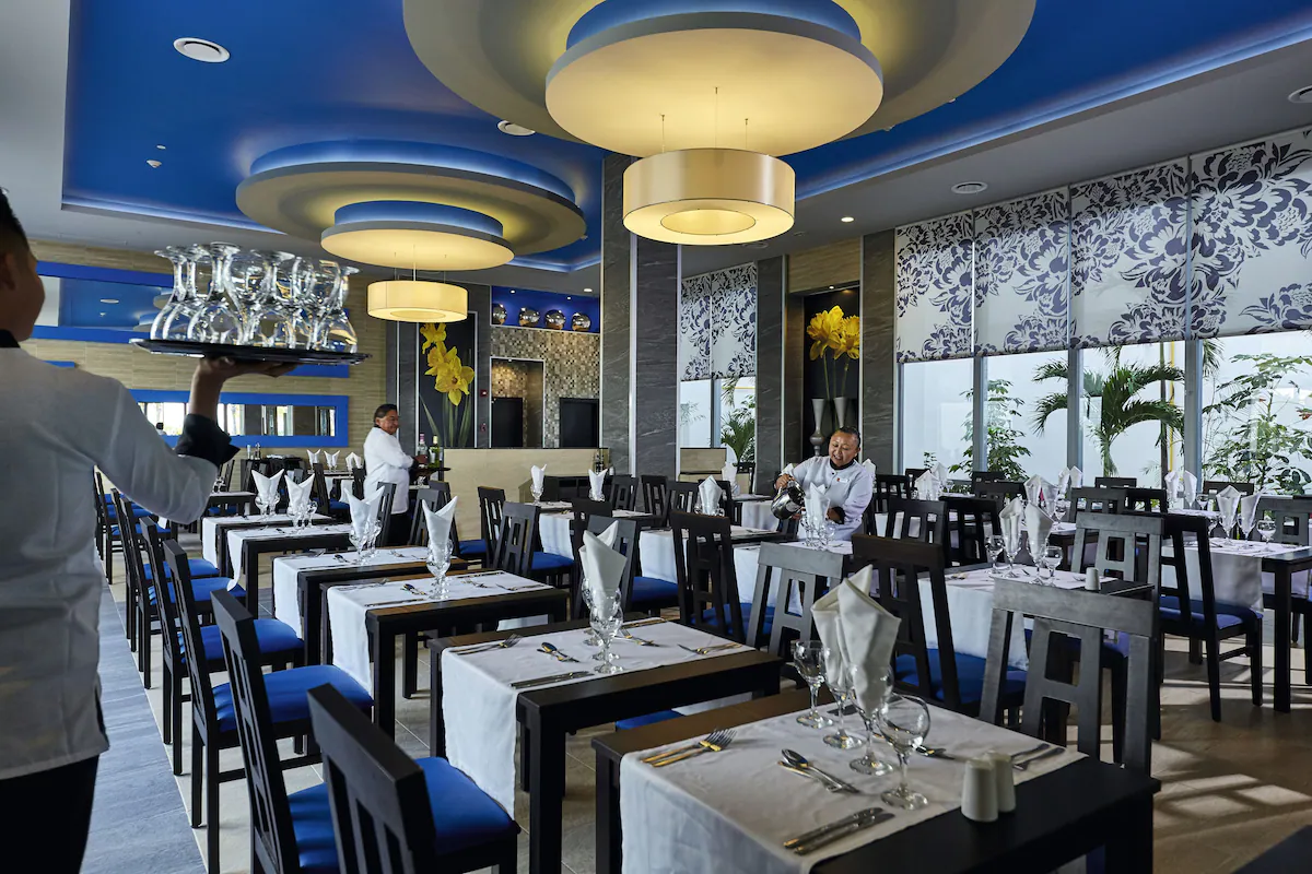 Riu Dunamar Cancun / 4 días / 2 adultos / del 4-7 de Ago / BLO-HO