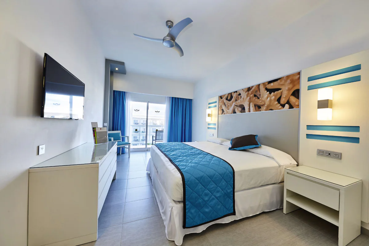 Riu Dunamar Cancun / 4 días / 2 adultos / del 4-7 de Ago / BLO-HO