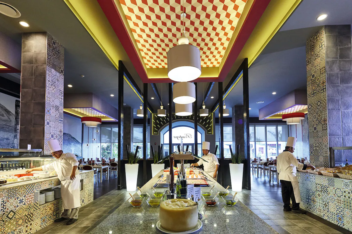 Riu Dunamar Cancun / 4 días / 2 adultos / del 4-7 de Ago / BLO-HO
