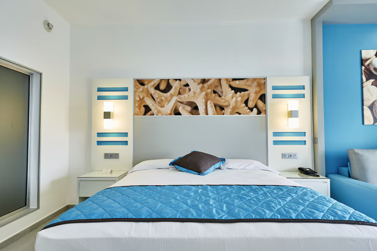 Riu Dunamar Cancun / 4 días / 2 adultos / del 4-7 de Ago / BLO-HO