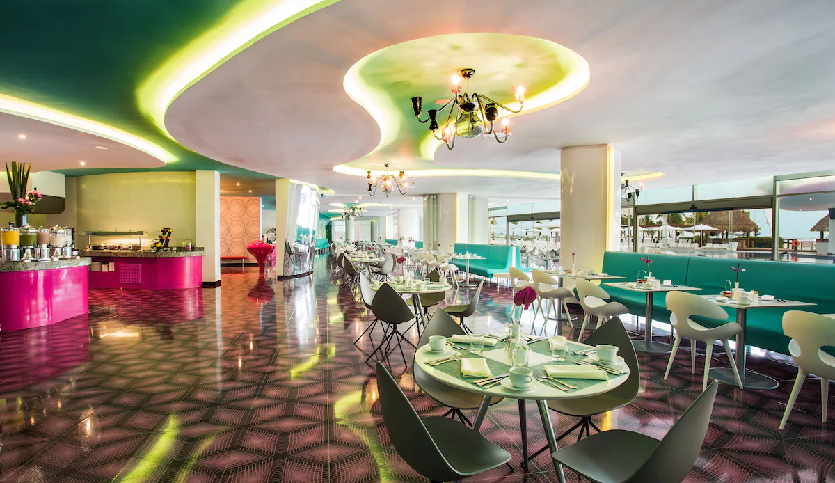 Temptation Cancun Resort All Inclusive - Adults Only / 4 días / 2 adultos / del 11 -14 de Agost / FIT-BO