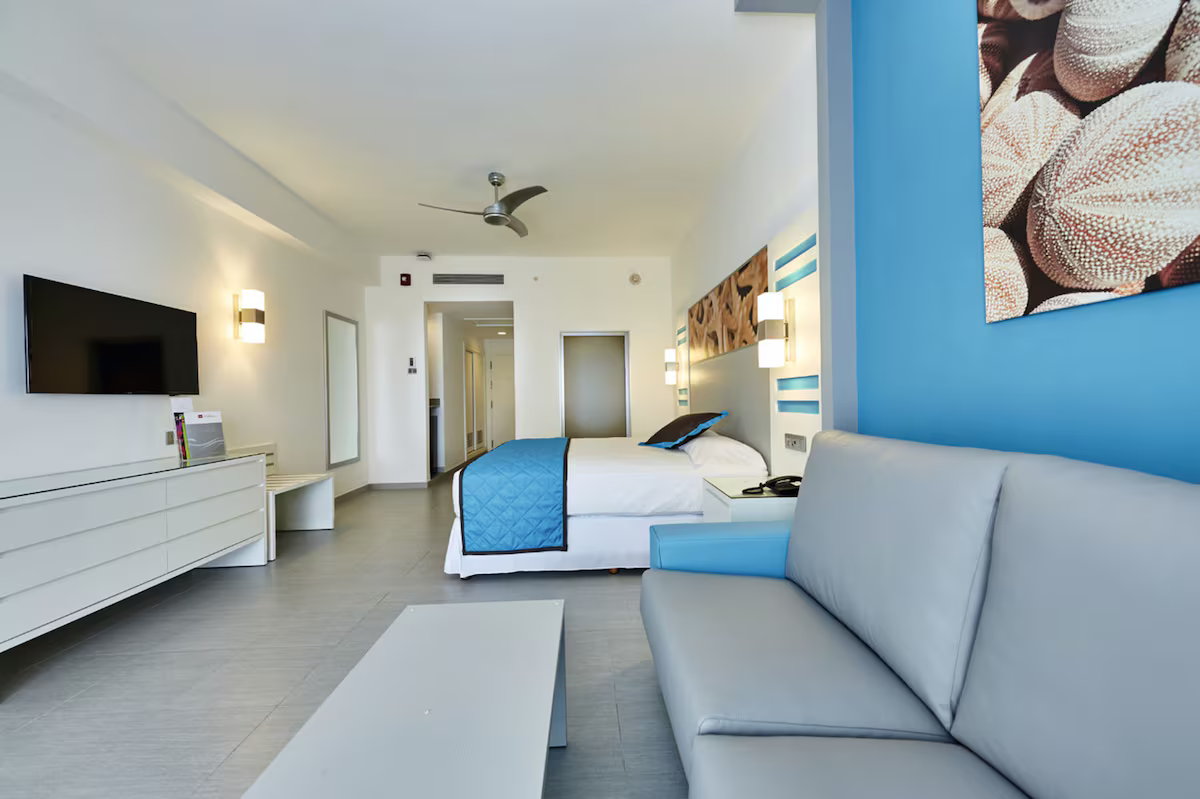 Riu Dunamar Cancun / 4 días / 2 adultos / del 4-7 de Ago / BLO-HO