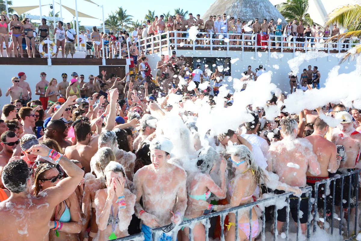 Grand Oasis Cancun / 5 días / 2 adultos / del 24-28 de Jul / menores gratis /BLO-HO