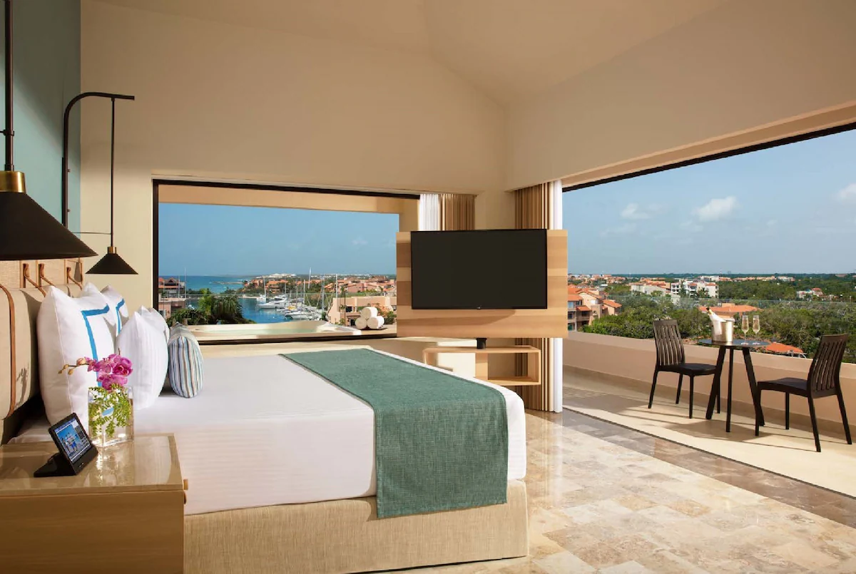 Dreams Aventuras Riviera Maya All Inclusive / 3 días / 2 adultos / del 12-14 de Dic / menores gratis / BLO-HO