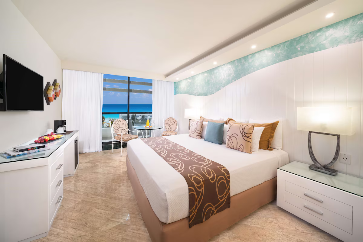 Grand Oasis Cancun  / 5 días / 2 adultos / del 24-28 de Jul / menores gratis /BLO-HO