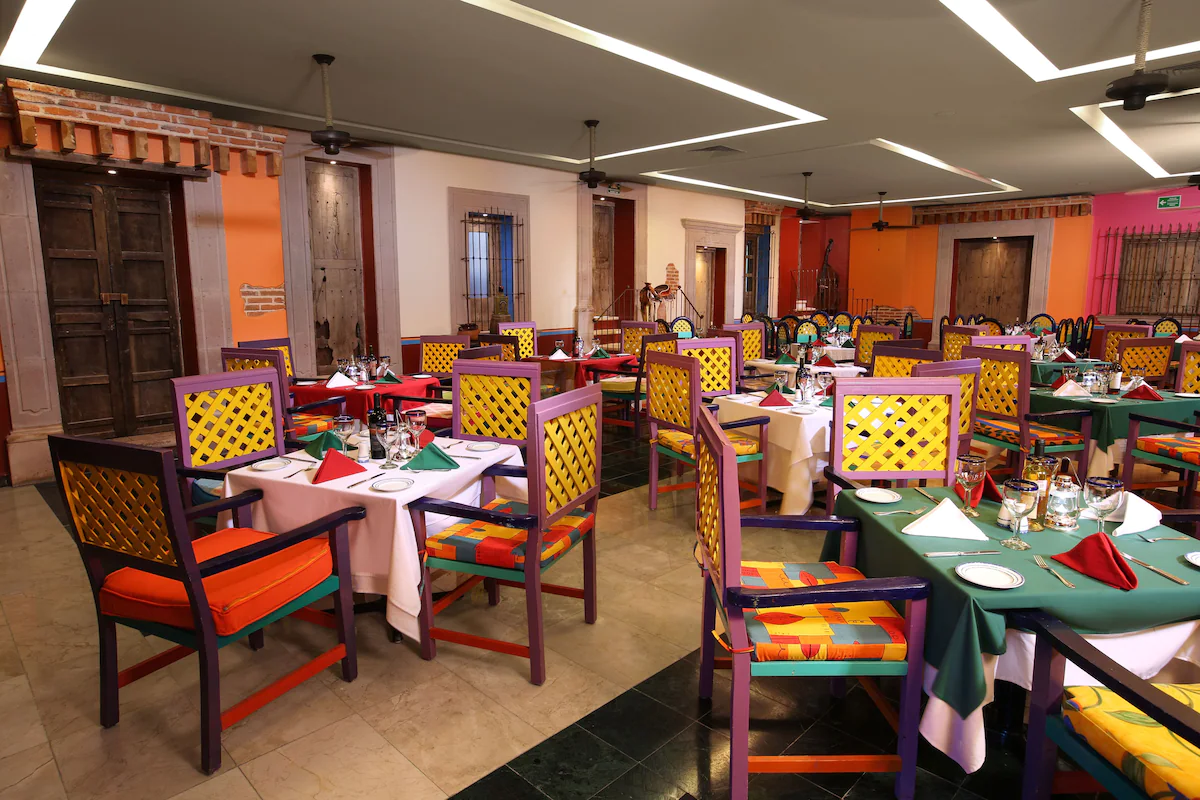 Grand Oasis Cancun  / 5 días / 2 adultos / del 24-28 de Jul / menores gratis /BLO-HO