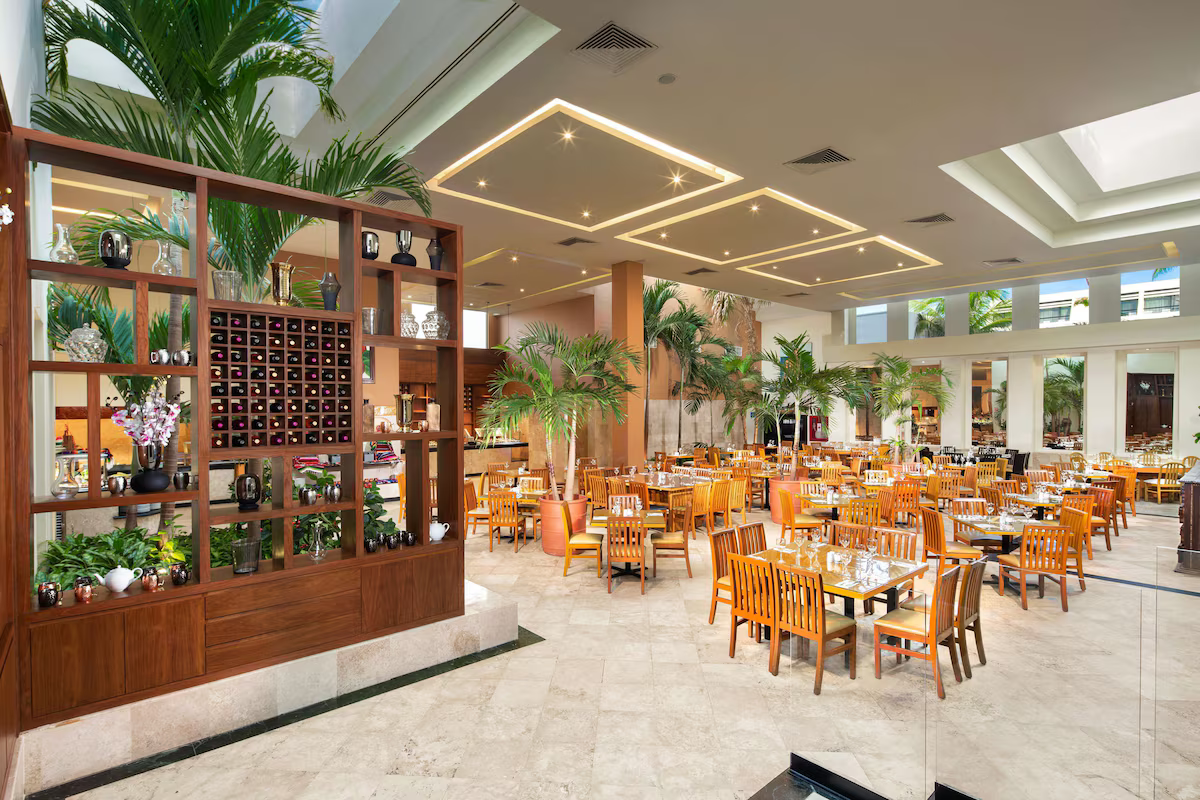 Grand Oasis Cancun  / 5 días / 2 adultos / del 24-28 de Jul / menores gratis /BLO-HO