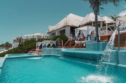 Grand Oasis Cancun  / 5 días / 2 adultos / del 24-28 de Jul / menores gratis /BLO-HO